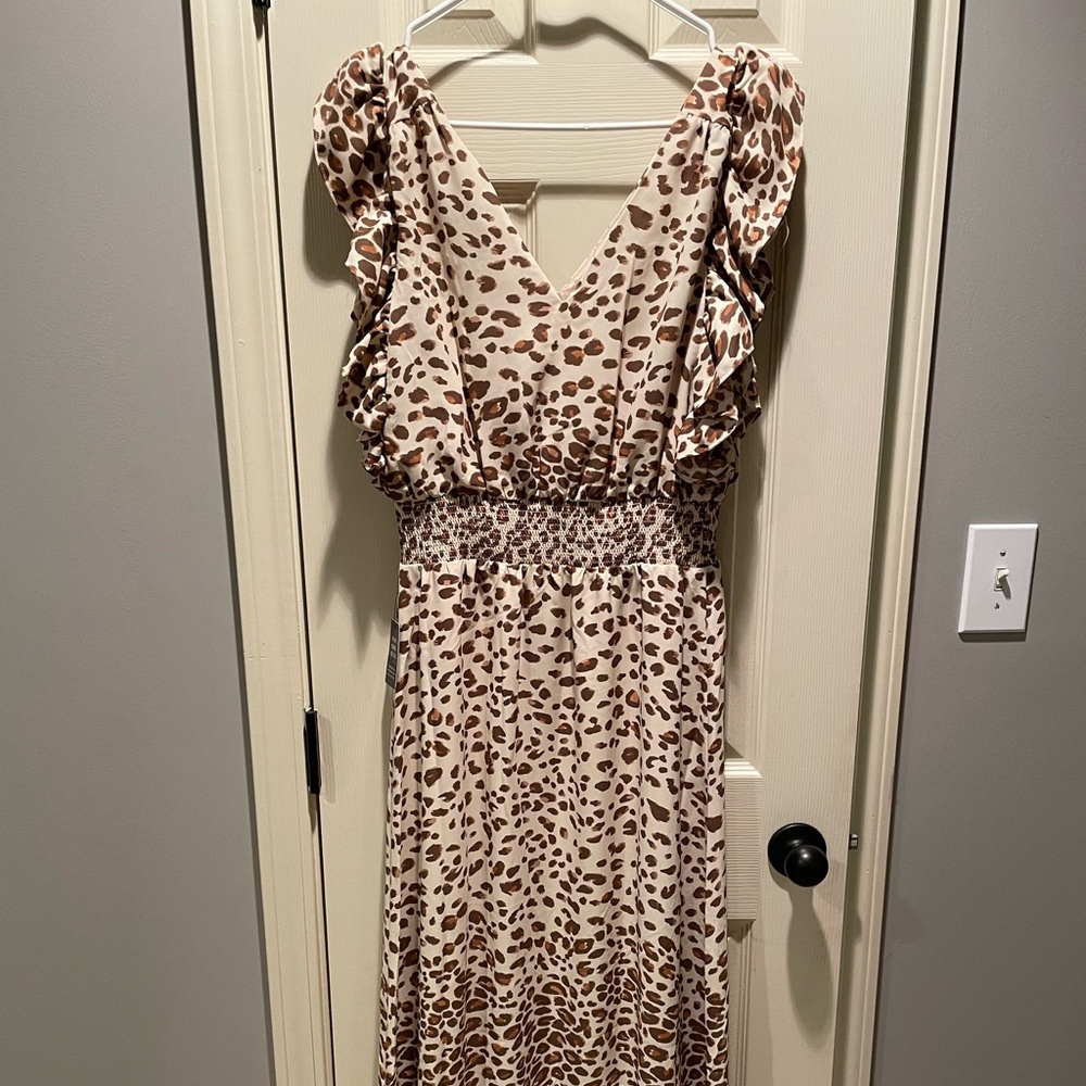 NEVER WORN! Leopard Express Dress